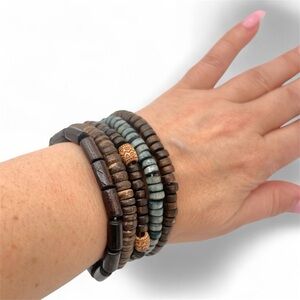 Handmade wooden beads stretch bracelets Set of 5, NEW!
